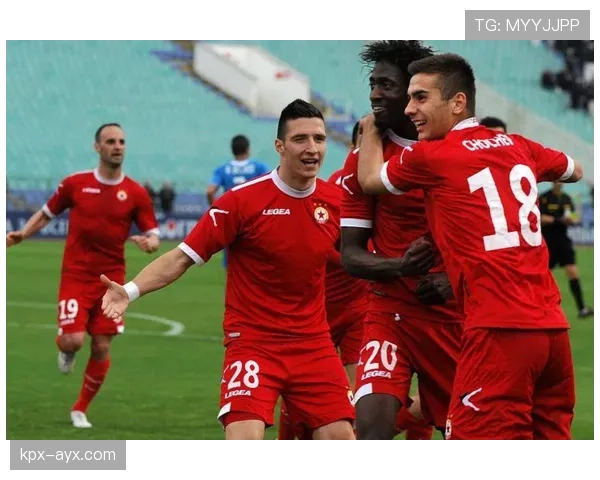 保加利亚主帅率队备战国际赛事,状态火热引关注 保加利亚主帅率队备战国际赛事,状态火热引关注