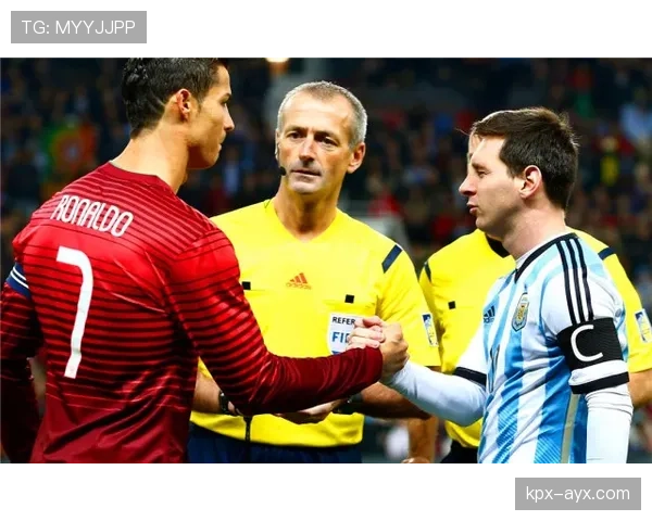 奥斯梅恩 vs 伊萨克:终结效率与战术适配性对比 奥斯梅恩 vs 伊萨克:终结效率与战术适配性对比